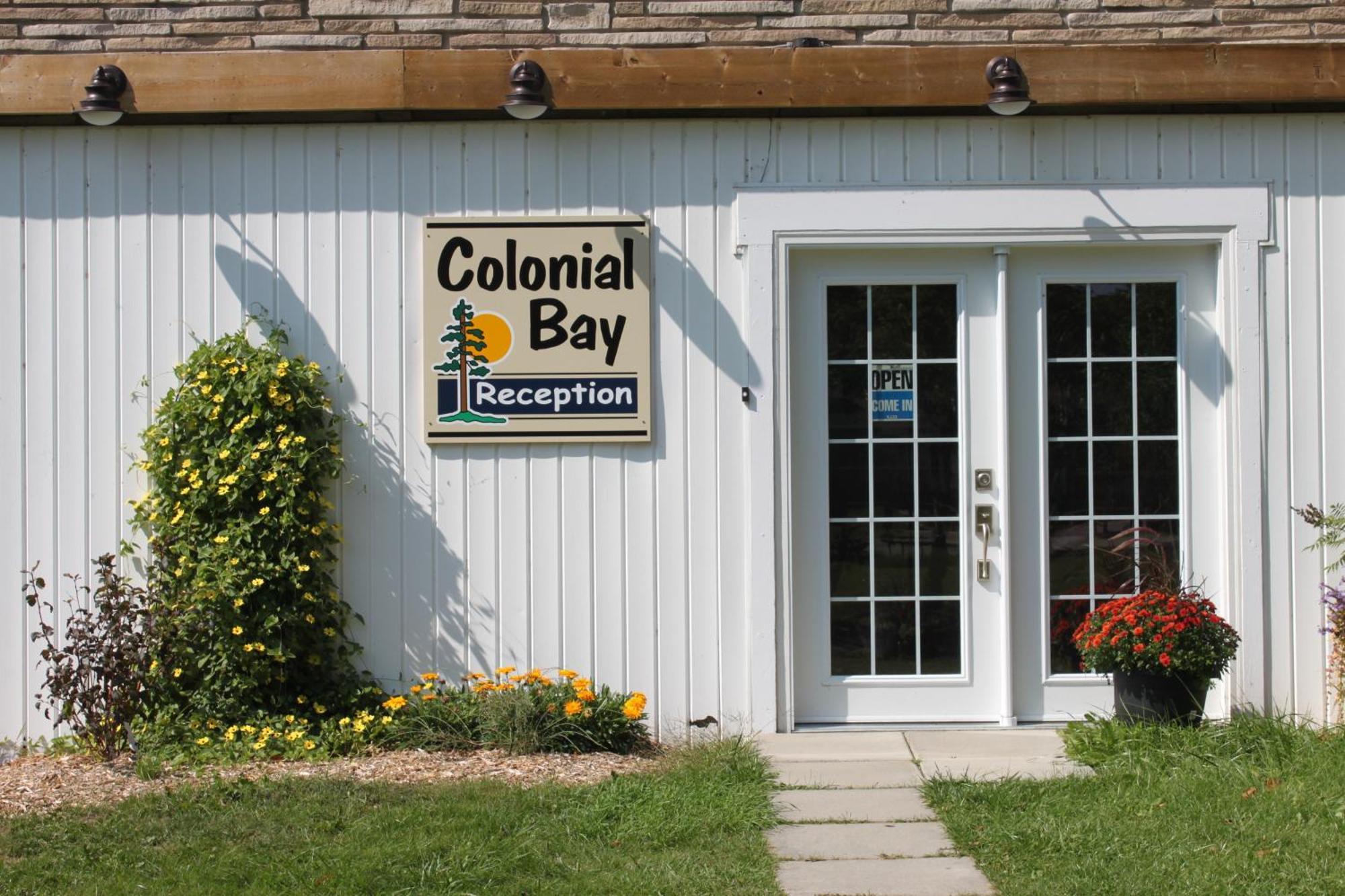 Colonial Bay Motel And Cottages Huntsville Exterior foto